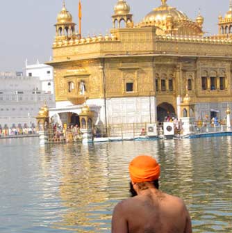 Tourist Guide to the Golden Temple (Harmandir Sahib), Amritsar